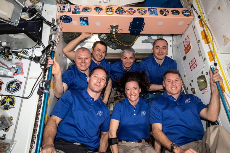 国际空间站第65探险队成员